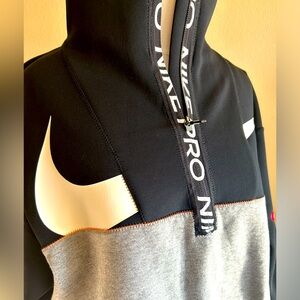 NIKE Pro Get Fit Icon Clash Fleece Half- Zip Track Jacket